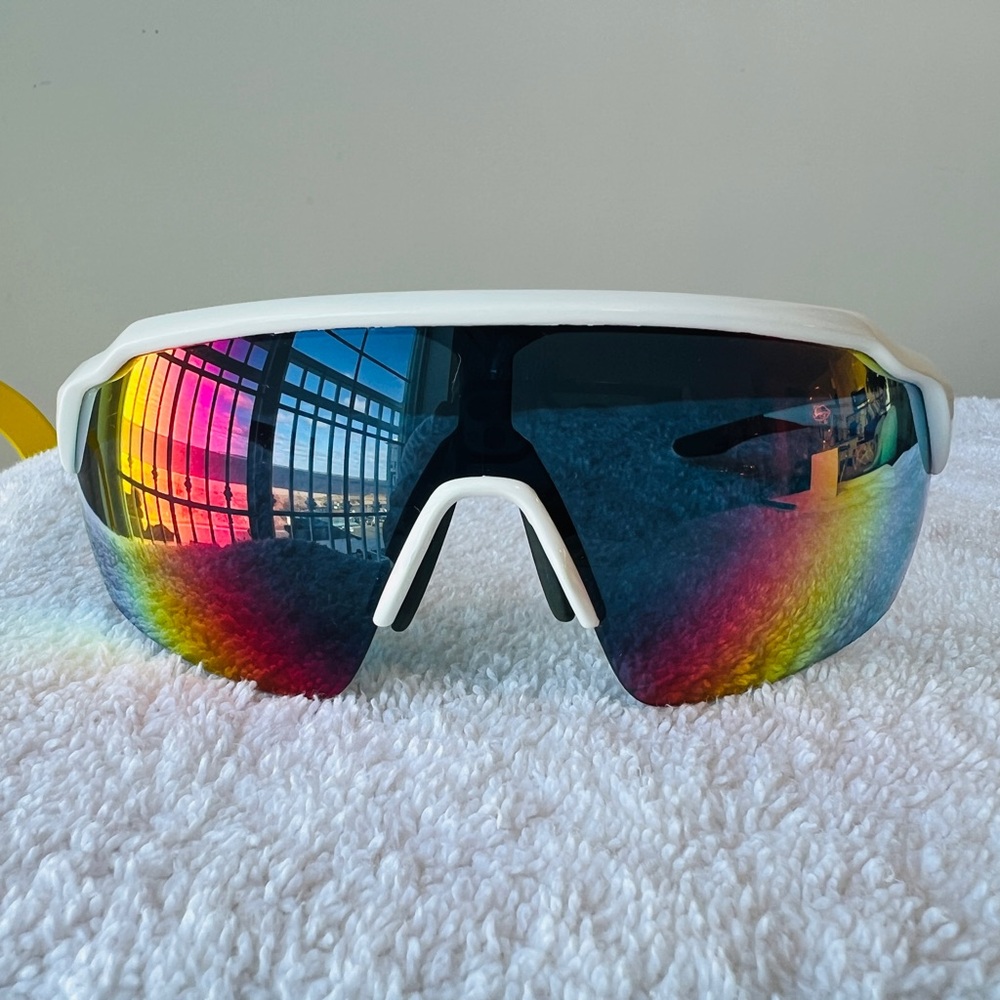 Men’s / Unisex Sunglasses - Two Pair - Green Wayfarer & White Rainbow Shield - Picture 5 of 10